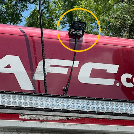 Top Dawg 2nd Gen DIGITAL Heavy Duty Wireless Camera System with 9 Inch LCD