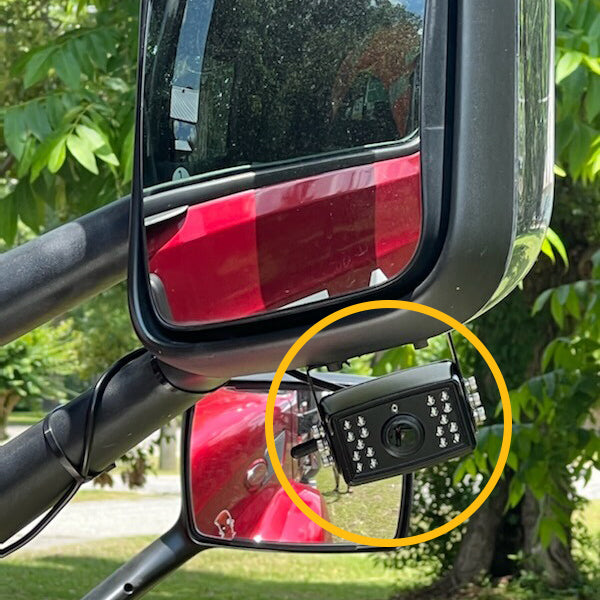 Top Dawg 2nd Gen DIGITAL Heavy Duty Wireless Camera System with 9 Inch LCD